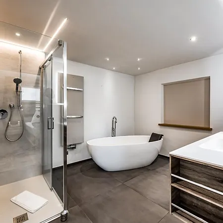 アパート Sonnalp Residences *